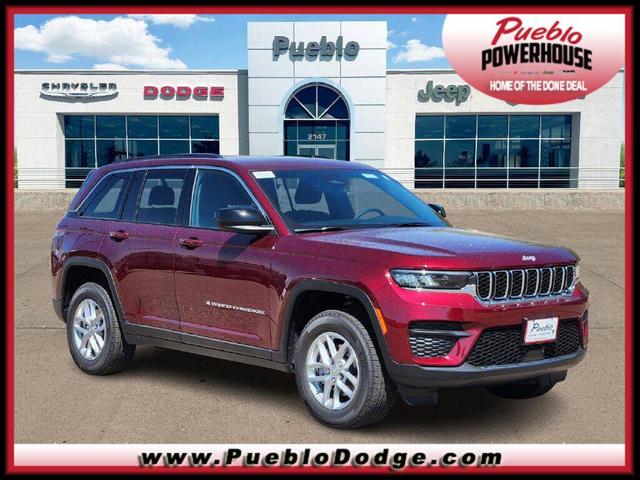 Photo of 2025 Velvet Red Pearlcoat Jeep Grand Cherokee