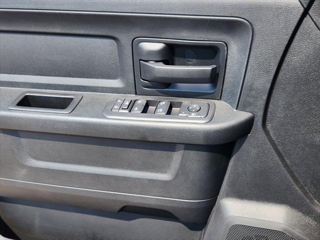 Photo of 2025 Bright White Clearcoat RAM 3500