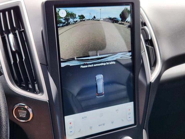 Photo of 2023 Oxford White Ford Edge