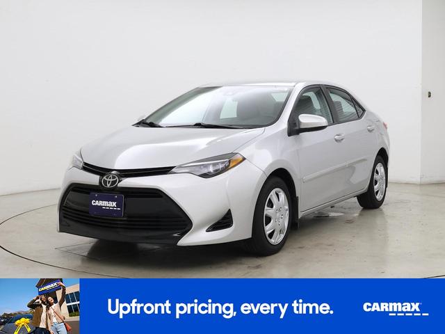 Photo of 2017 Silver Toyota Corolla