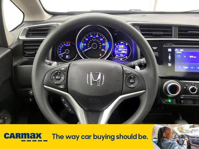 Photo of 2015 White Honda Fit