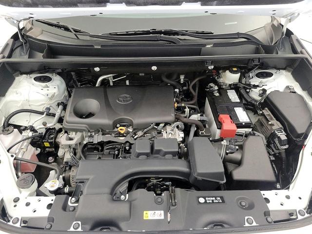 Photo of 2022 White Toyota RAV4