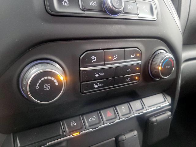Photo of 2021 Black Chevrolet Silverado 1500