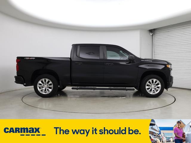 Photo of 2021 Black Chevrolet Silverado 1500