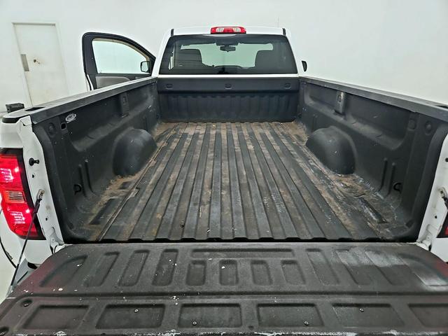 Photo of 2016 White Chevrolet Silverado 1500