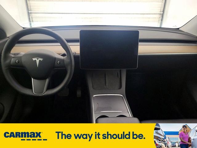 Photo of 2021 Black Tesla Model Y