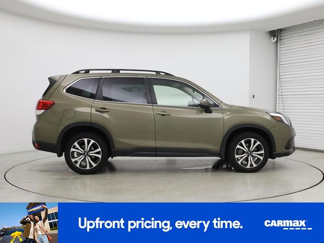 Photo of 2022 Green Subaru Forester