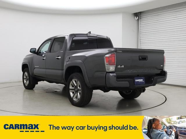 Photo of 2018 Gray Toyota Tacoma