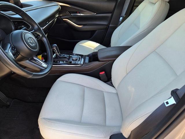 Photo of 2024 Platinum Quartz Metallic Mazda CX-30