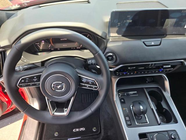 Photo of 2025 Soul Red Crystal Metallic Mazda CX-70 PHEV