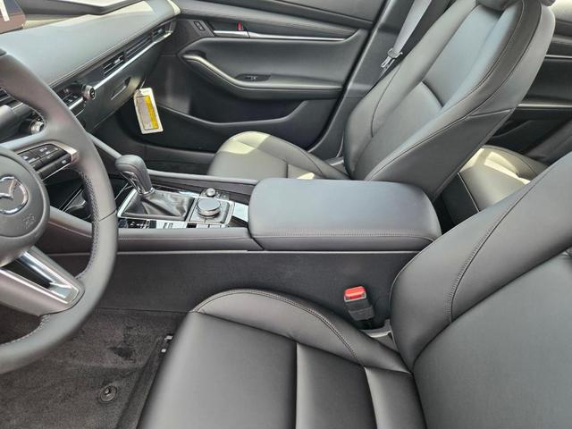 Photo of 2025 Machine Gray Metallic Mazda Mazda3