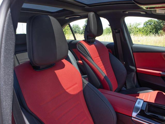 Photo of 2024 Polar White Mercedes-Benz C-Class