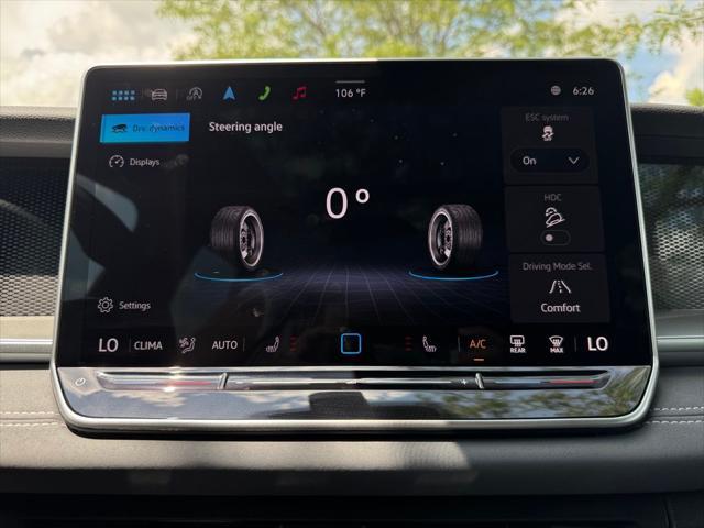 Photo of 2025 Platinum Gray Volkswagen Tiguan