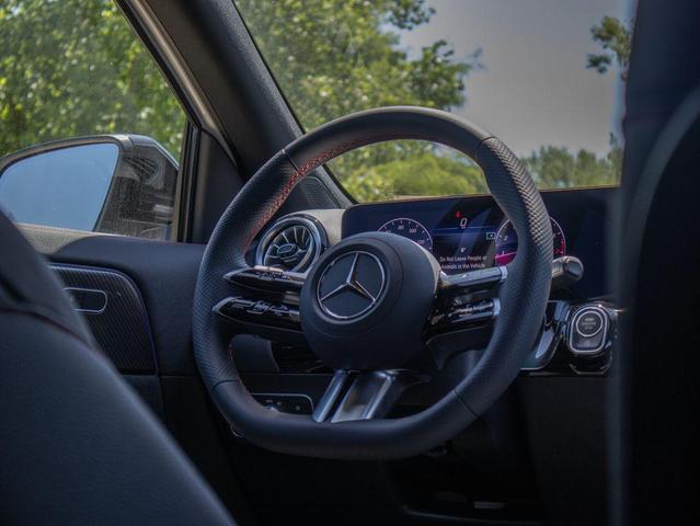 Photo of 2024 White Mercedes-Benz GLA 250