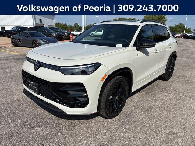 Photo of 2025 Sandstone Volkswagen Tiguan