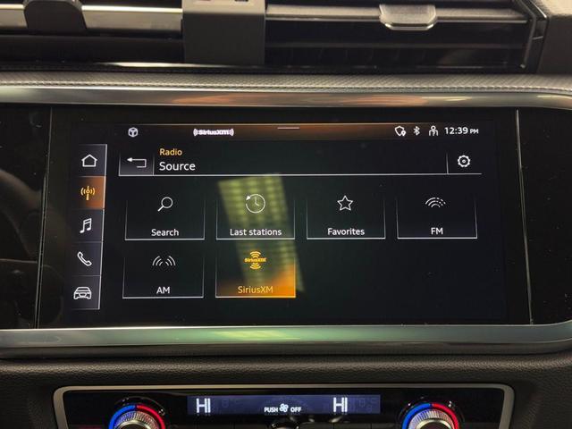 Photo of 2025 Mythos Black Metallic Audi Q3
