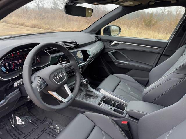 Photo of 2025 Mythos Black Metallic Audi Q3