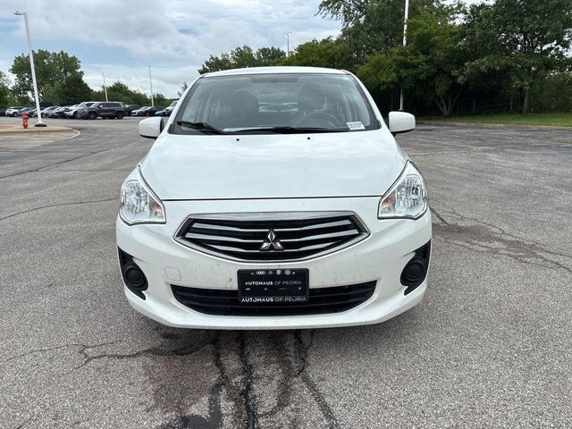 Photo of 2019 Pearl White Mitsubishi Mirage G4