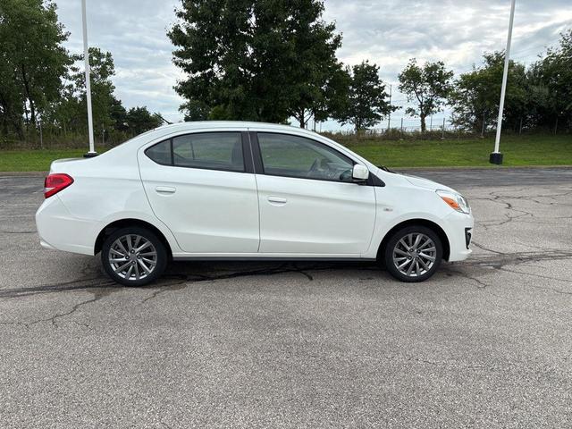 Photo of 2019 Pearl White Mitsubishi Mirage G4