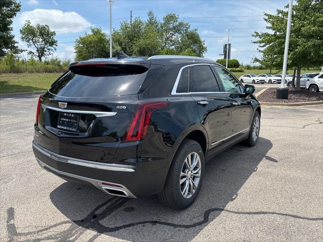 Photo of 2022 Stellar Black Metallic Cadillac XT5