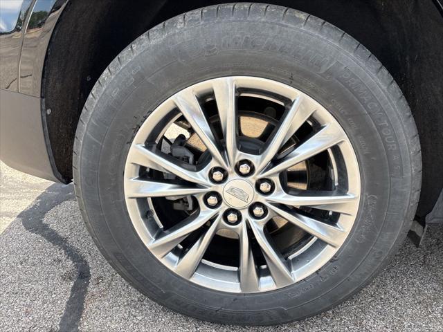 Photo of 2022 Stellar Black Metallic Cadillac XT5