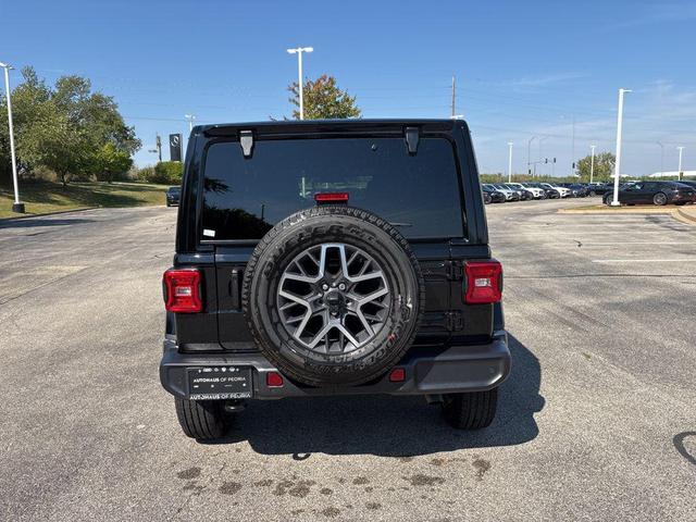 Photo of 2024 Black Clearcoat Jeep Wrangler