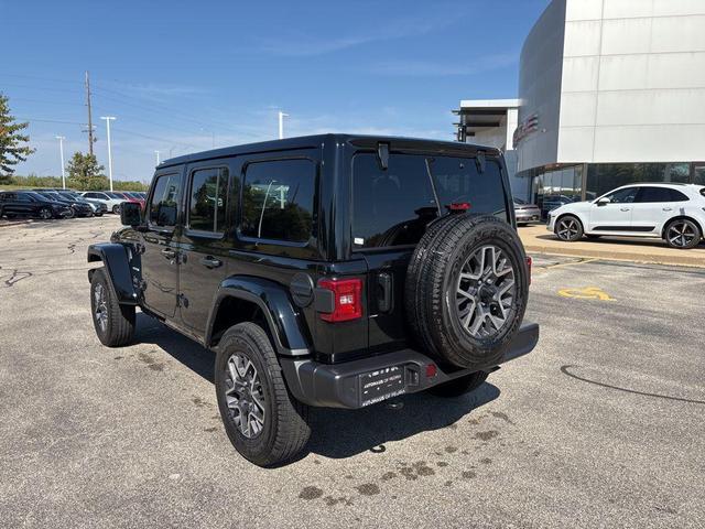 Photo of 2024 Black Clearcoat Jeep Wrangler