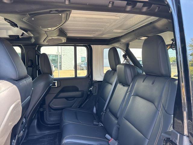 Photo of 2024 Black Clearcoat Jeep Wrangler