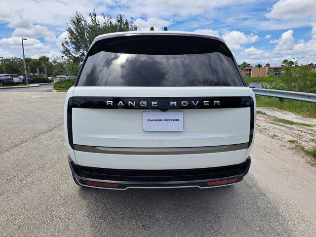 Photo of 2025 Fuji White Land Rover Range Rover