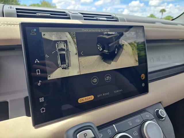 Photo of 2023 Pangea Green Metallic Land Rover Defender