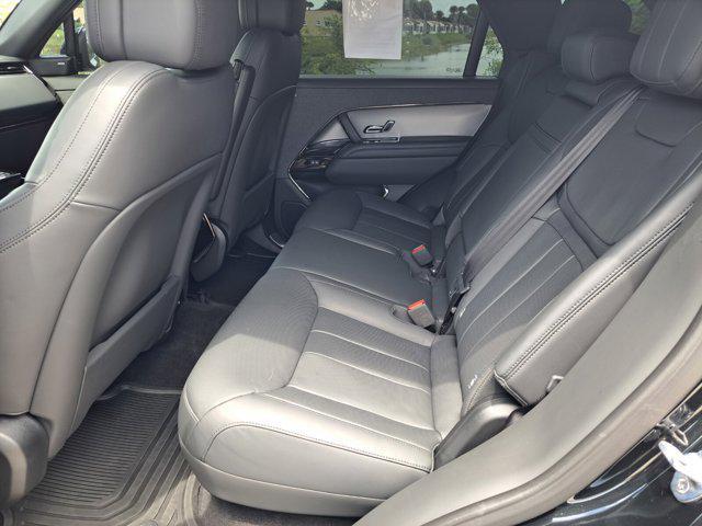 Photo of 2023 Santorini Black Metallic Land Rover Range Rover Sport