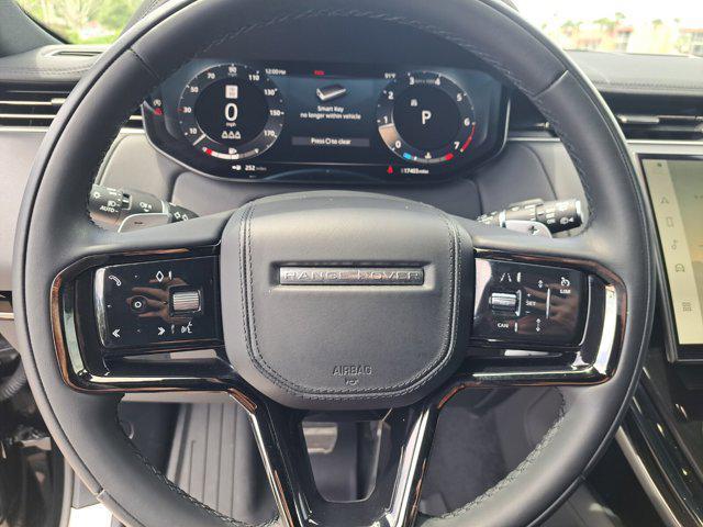 Photo of 2023 Santorini Black Metallic Land Rover Range Rover Sport