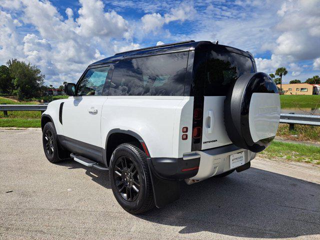 Photo of 2024 Fuji White Land Rover Defender