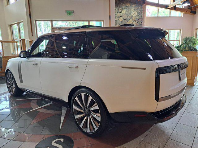 Photo of 2025 Icy White SV Bespoke Special Effect Gloss Land Rover Range Rover