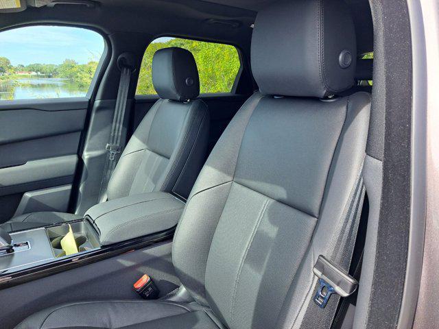 Photo of 2025 Charente Grey Premium Metallic Land Rover Range Rover Velar