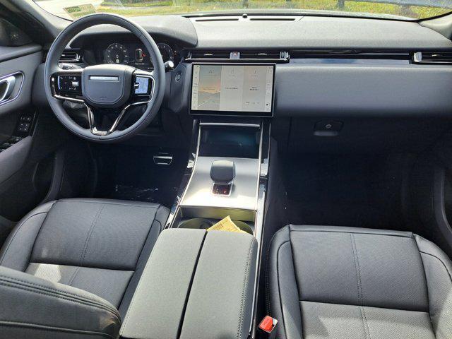 Photo of 2025 Charente Grey Premium Metallic Land Rover Range Rover Velar