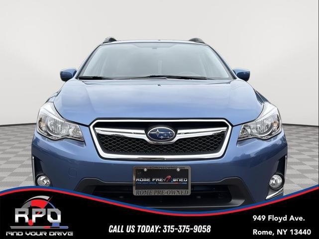 Photo of 2016 Quartz Blue Pearl Subaru Crosstrek