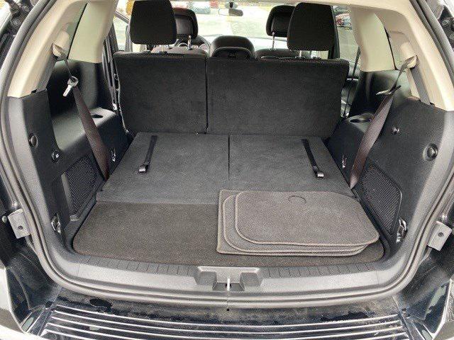Photo of 2018 Pitch Black Clearcoat Dodge Journey