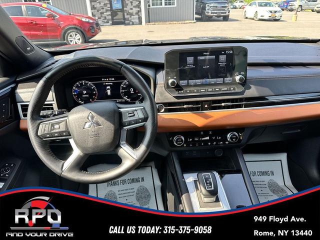 Photo of 2022 Deep Bronze Metallic Mitsubishi Outlander