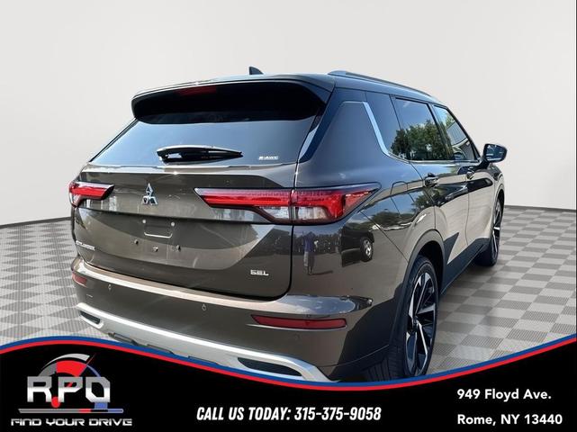 Photo of 2022 Deep Bronze Metallic Mitsubishi Outlander