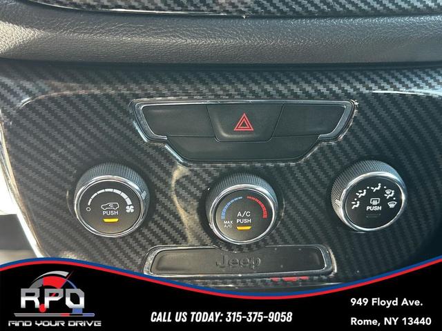 Photo of 2017 Laser Blue Pearlcoat Jeep New Compass