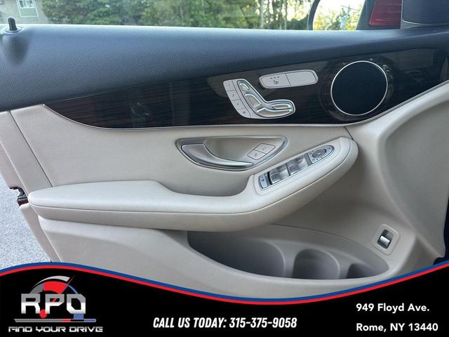 Photo of 2019 designo Cardinal Red Metallic Mercedes-Benz GLC 300