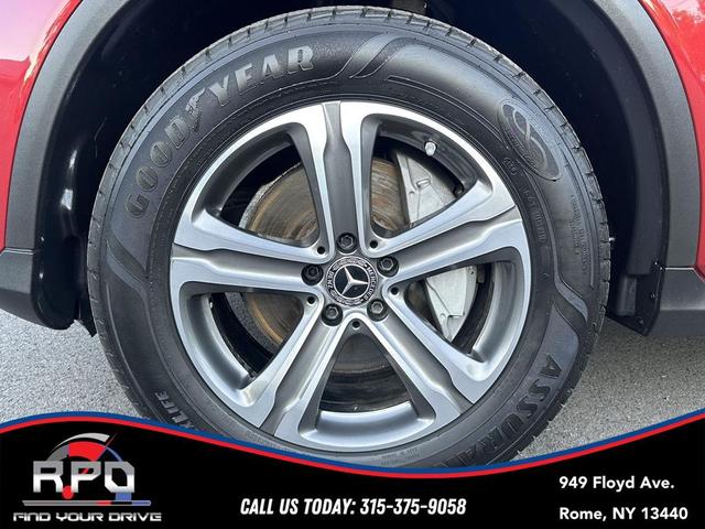 Photo of 2019 designo Cardinal Red Metallic Mercedes-Benz GLC 300