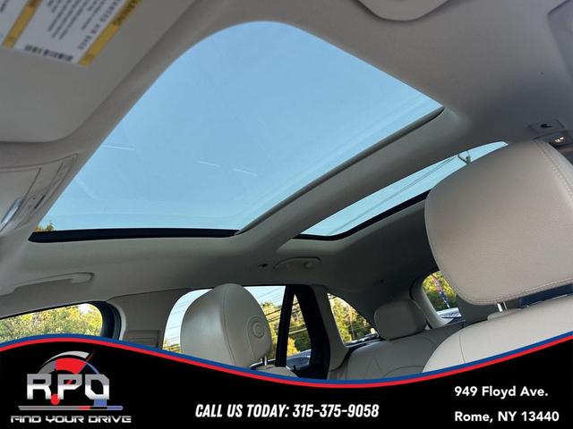 Photo of 2019 designo Cardinal Red Metallic Mercedes-Benz GLC 300