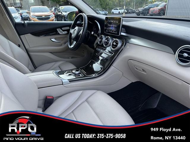 Photo of 2019 designo Cardinal Red Metallic Mercedes-Benz GLC 300