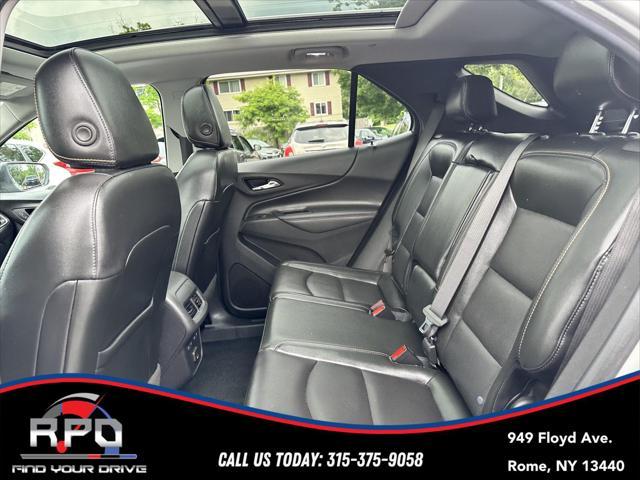 Photo of 2021 Silver Ice Metallic Chevrolet Equinox