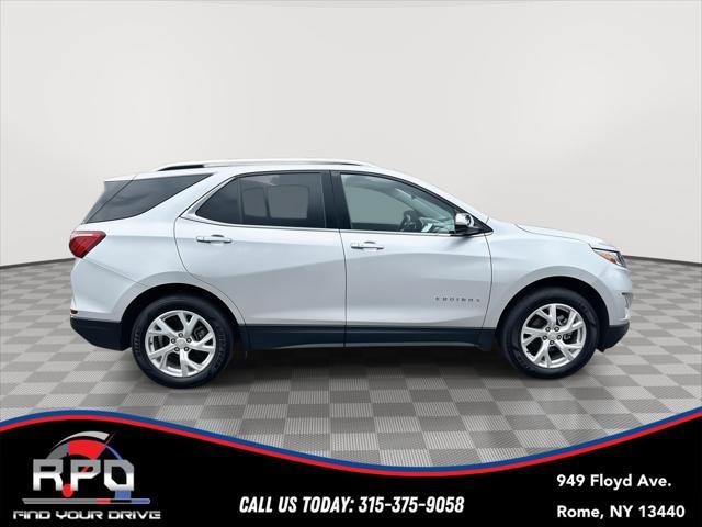 Photo of 2021 Silver Ice Metallic Chevrolet Equinox