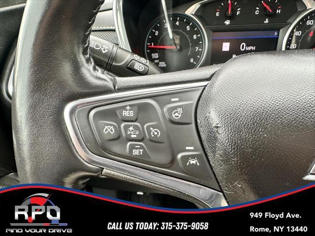 Photo of 2021 Silver Ice Metallic Chevrolet Equinox