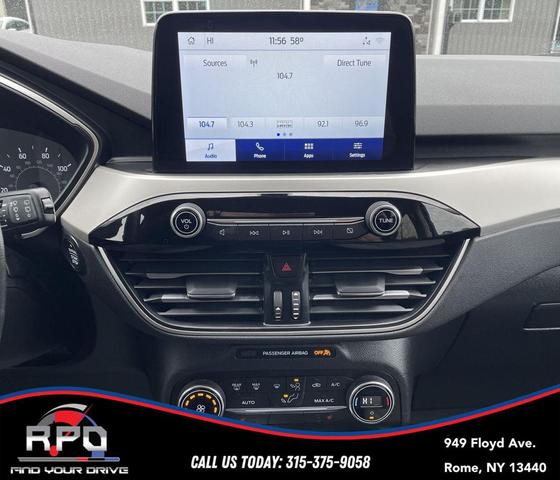 Photo of 2020 AGATE BLACK METALLIC Ford Escape