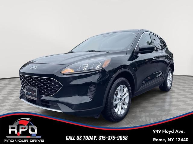 Photo of 2020 AGATE BLACK METALLIC Ford Escape